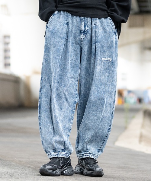 THRASHER（スラッシャー）の「【3】〔THRASHER/スラッシャー〕デニム/カツラギ ワイドバルーン ダーツパンツ（デニムパンツ・メンズ・ブラック/サックスブルー/オフホワイト/ダークブラック/ベージュ・MEDIUM/LARGE/X-LARGE）」の5枚目の写真