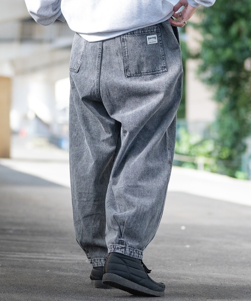 THRASHER（スラッシャー）の「【3】〔THRASHER/スラッシャー〕デニム/カツラギ ワイドバルーン ダーツパンツ（デニムパンツ・メンズ・ブラック/サックスブルー/オフホワイト/ダークブラック/ベージュ・MEDIUM/LARGE/X-LARGE）」の11枚目の写真