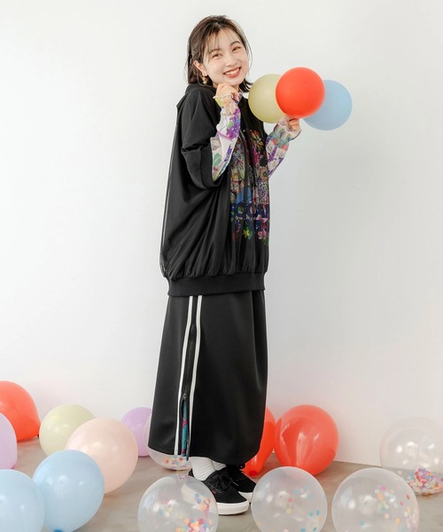 ScoLar（スカラー）の「ScoLar/スカラー 蝶柄ジャージSK（スカート