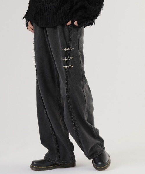 ROOPTOKYO（ループトウキョウ）の「留め具デザインラインデニムパンツ（デニムパンツ・メンズ・ブラック・FREE）」の4枚目の写真