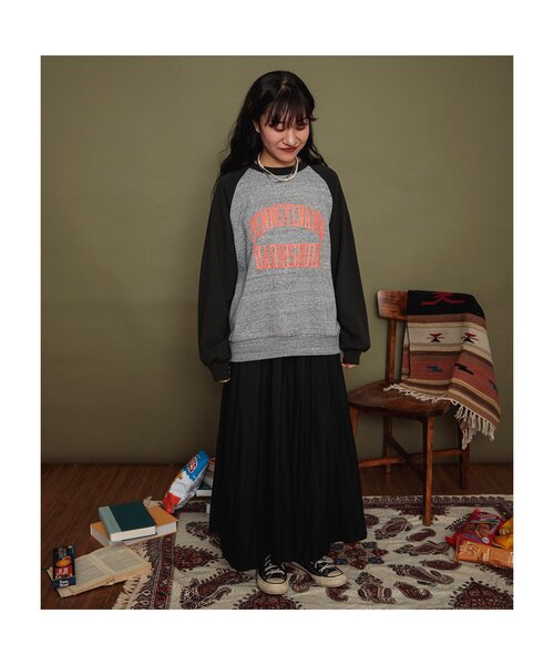 BREEZE(ブリーズ)の「【リンク・大人サイズ】カレッジトレーナー(スウェット・レディース・グレー/アイボリー・MEDIUM/LARGE)」の3枚目の写真