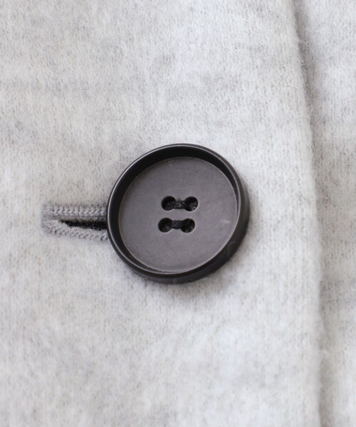 CAST:（キャストコロン）の「【イチオシ/蓄熱裏地】シャギーボンディングミドルコート（ノーカラーコート・レディース・オフホワイト/グレー・S/M）」の5枚目の写真