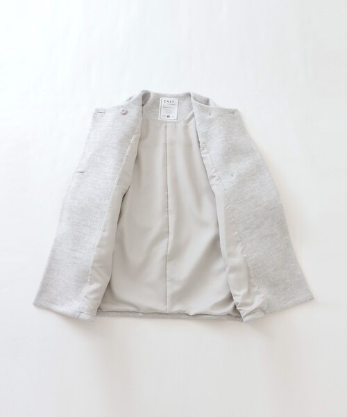 CAST:（キャストコロン）の「【イチオシ/蓄熱裏地】シャギーボンディングミドルコート（ノーカラーコート・レディース・オフホワイト/グレー・S/M）」の4枚目の写真