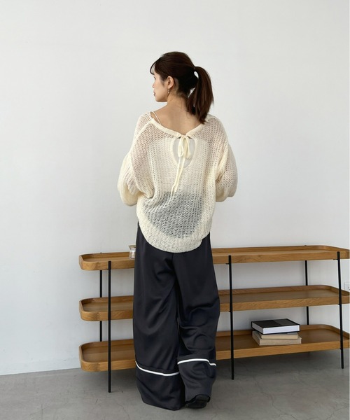 Olu.(オルドット)の「ターンバックワイドパンツ(その他パンツ・レディース・チャコールグレー/グレイッシュベージュ/ライトグレー・FREE)」の7枚目の写真