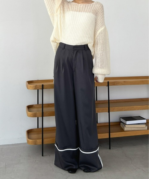 Olu.(オルドット)の「ターンバックワイドパンツ(その他パンツ・レディース・チャコールグレー/グレイッシュベージュ/ライトグレー・FREE)」の4枚目の写真