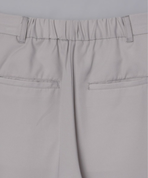 Olu.(オルドット)の「ターンバックワイドパンツ(その他パンツ・レディース・チャコールグレー/グレイッシュベージュ/ライトグレー・FREE)」の14枚目の写真