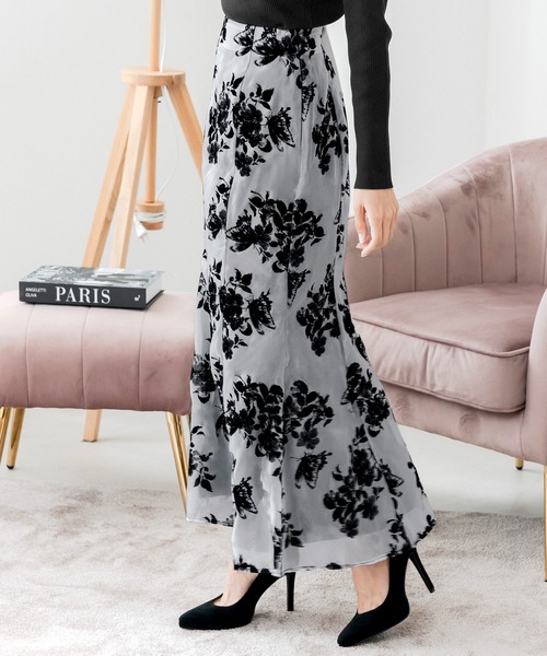 フロッキーフラワーマーメイドスカート（スカート）｜JULIA BOUTIQUE（ジュリアブティック）