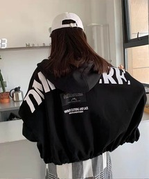 ジップアップパーカー