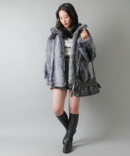 SPINNS(スピンズ)の「スタースタッズ合皮ショルダーバッグ(ショルダーバッグ・レディース・ブラック/レッド・ONESIZE)」の11枚目の写真