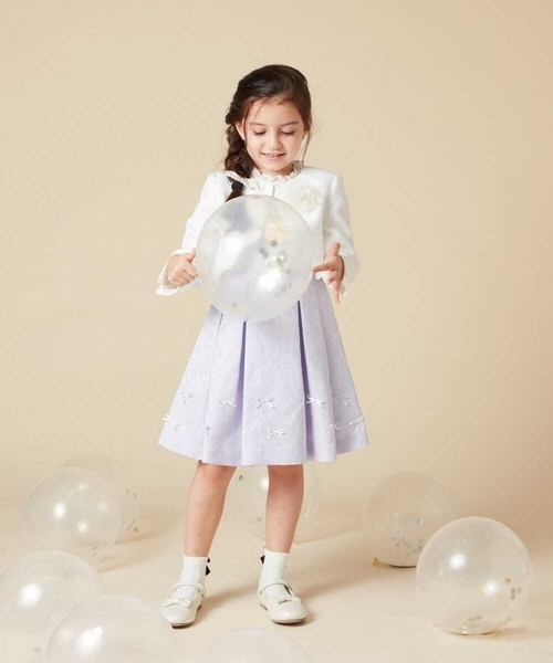 a.v.v（アーヴェヴェ）の「[18-20cm][CEREMONY STYLE]リボンバレエシューズ（その他シューズ・キッズ・ブラック/ホワイト・18/19/20）」の4枚目の写真