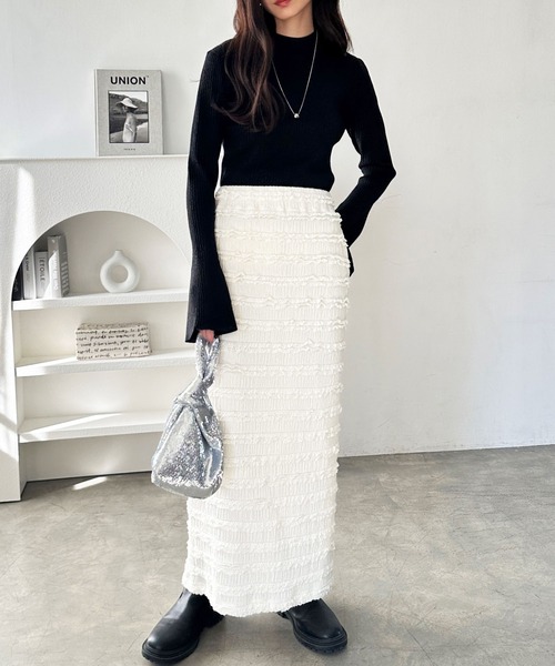 GeeRA（ジーラ）の「すっきり華奢見え！ジャガードレースタイトスカート（スカート・レディース・ブラック/アイボリー/チャコール・LARGE/X-LARGE/MEDIUM/SMALL）」の4枚目の写真