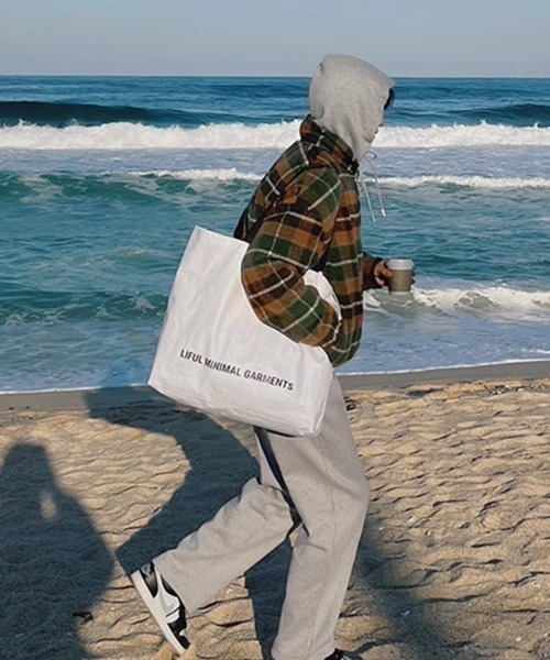 NOWLE(ノウル)の「【NOWLE】COLUMBIA ワッペン刺繍 裏起毛 プルオーバー パーカー(パーカー・メンズ・グレー/ネイビー・MEDIUM/LARGE/X-LARGE)」の16枚目の写真