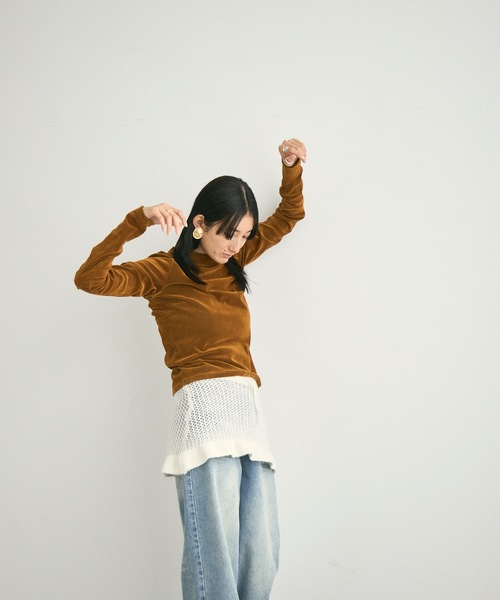 Lutim by u（ルチバイユー）の「Velour Mesh Back Drop Tops / ベロアメッシュバックドロップトップス（Tシャツ/カットソー・レディース・キャメル/ブラック/カーキ・FREE）」の21枚目の写真