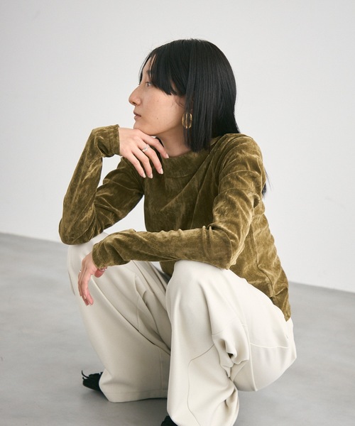 Lutim by u（ルチバイユー）の「Velour Mesh Back Drop Tops / ベロアメッシュバックドロップトップス（Tシャツ/カットソー・レディース・キャメル/ブラック/カーキ・FREE）」の9枚目の写真