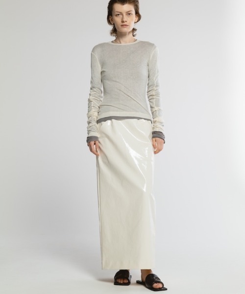 CINOH（チノ）の「テンセルカシミヤリブロングスリーブTシャツ（Tシャツ/カットソー・レディース・アイボリー系/チャコールグレー/レッド・38/36）」の13枚目の写真