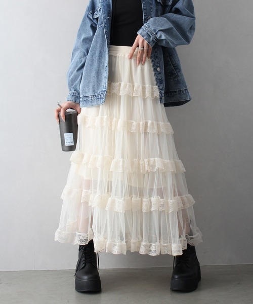SpRay（スプレイ）の「チュールフリルティアードロングスカート（スカート・レディース・ホワイト/アイボリー/ブラック・FREE）」の2枚目の写真