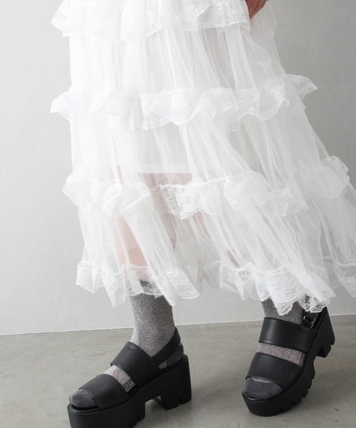 SpRay（スプレイ）の「チュールフリルティアードロングスカート（スカート・レディース・ホワイト/アイボリー/ブラック・FREE）」の18枚目の写真
