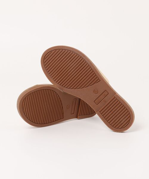 inter-chaussures(インターショシュール)の「【Tamaris】フラットミュールサンダル(455700)(サンダル・レディース・ゴールド・36/37/38/39)」の3枚目の写真