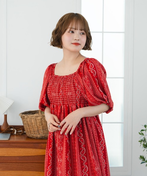 eLur(エラー)の「【eLur】ペイズリー柄ワンピース(ワンピース・レディース・ネイビー/レッド・FREE)」の4枚目の写真