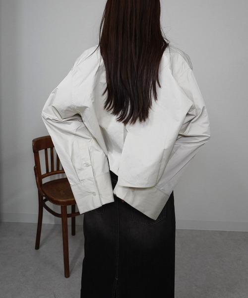 gossara(ゴサラ)の「【スタッフおすすめ】タフタクロップドシャツ(シャツ/ブラウス・レディース・チャコール/ブルー/アイボリー・MEDIUM)」の19枚目の写真