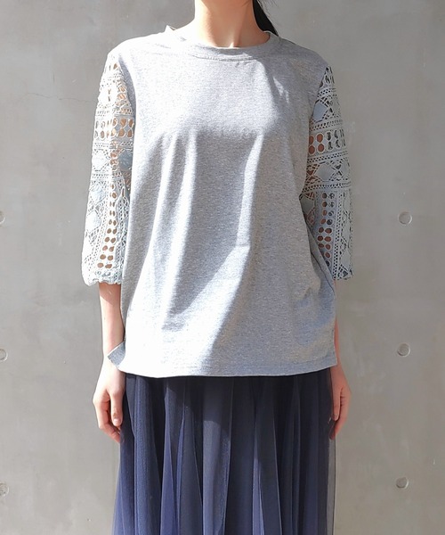 Q（キュー）の「袖レースプルオーバー（Tシャツ/カットソー・レディース・ホワイト/ライトグレー・MEDIUM）」の9枚目の写真