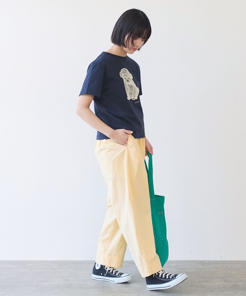 bulle de savon（ビュルデサボン）の「しょんぼり犬刺繍Tシャツ（Tシャツ/カットソー・レディース・ネイビー/レッド/オートミール・FREE）」の4枚目の写真