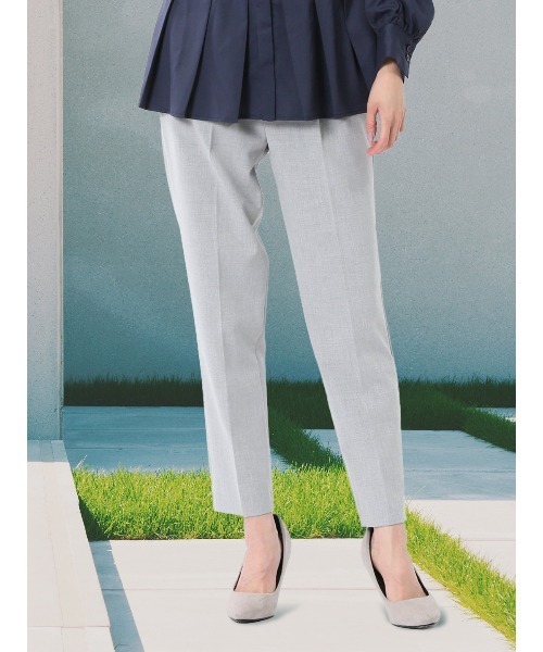 m.f.editorial（エムエフエディトリアル）の「【ストレッチ ウォッシャブル】m.f.エディトリアル レディース ワンタック テーパードパンツ（スラックス・レディース・ライトグレー/ライトグリーン/ブラック/ホワイト×ブラック・MEDIUM/LARGE/S）」の4枚目の写真