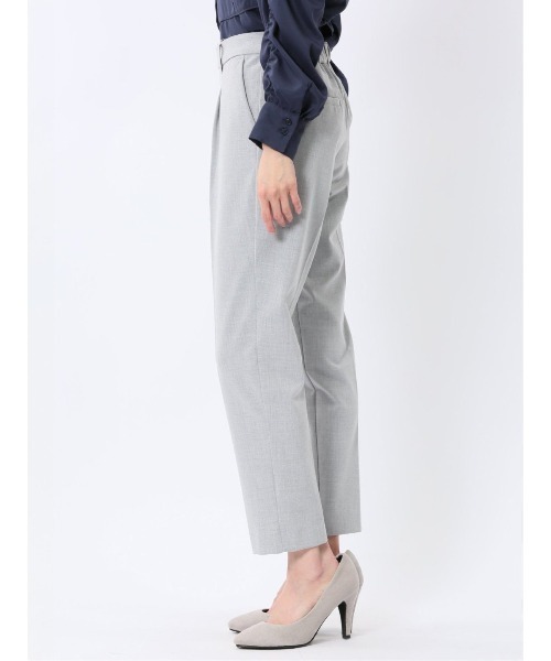 m.f.editorial（エムエフエディトリアル）の「【ストレッチ ウォッシャブル】m.f.エディトリアル レディース ワンタック テーパードパンツ（スラックス・レディース・ライトグレー/ライトグリーン/ブラック/ホワイト×ブラック・MEDIUM/LARGE/S）」の5枚目の写真