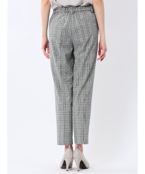 m.f.editorial（エムエフエディトリアル）の「【ストレッチ ウォッシャブル】m.f.エディトリアル レディース ワンタック テーパードパンツ（スラックス・レディース・ライトグレー/ライトグリーン/ブラック/ホワイト×ブラック・MEDIUM/LARGE/S）」の16枚目の写真