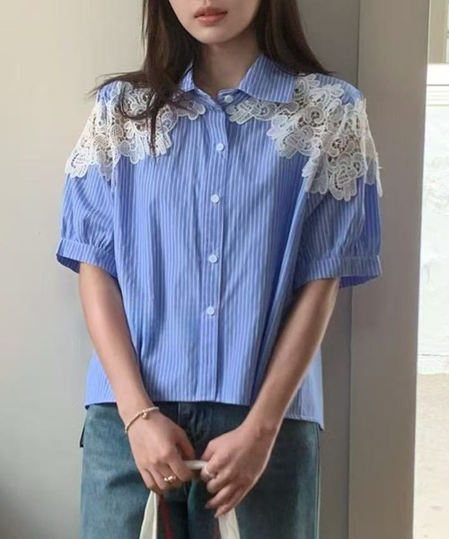 ♡Herlipto♡新品タグ付き♡パフスリーブレースブラウス♡ パフスリーブ】ブラウス 半袖 白 レース レディース 蝶々 前