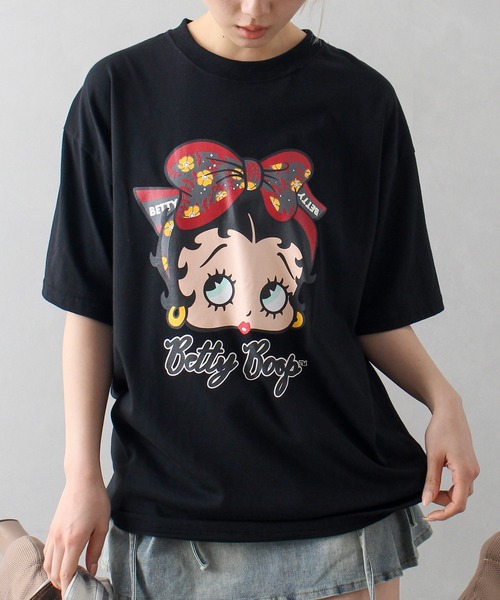 SpRay(スプレイ)の「ベティープリントビッグTシャツ(Tシャツ/カットソー・レディース・オフホワイト/チャコールグレー/ブラック・FREE)」の13枚目の写真