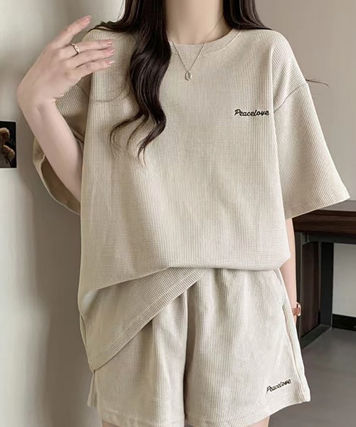 LAFFMO（ラフモ）の「ワンポイント刺繍Tシャツ＆ショートパンツ 上下セット（スウェット・レディース・ベージュ/ダークグレー/ブルー・L/M）」の9枚目の写真