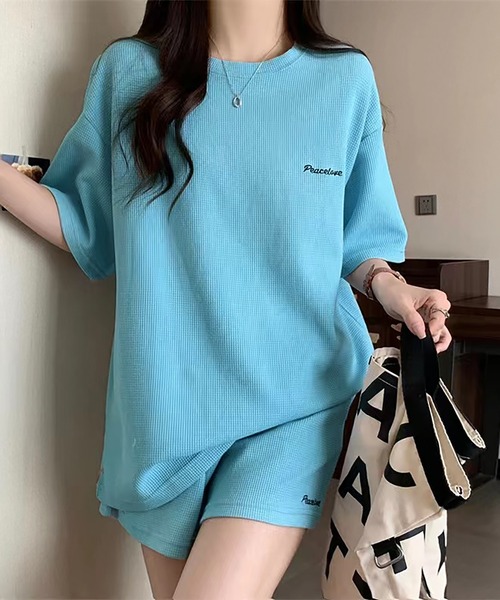 LAFFMO（ラフモ）の「ワンポイント刺繍Tシャツ＆ショートパンツ 上下セット（スウェット・レディース・ベージュ/ダークグレー/ブルー・L/M）」の15枚目の写真