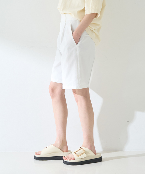 Rouge vif(ルージュヴィフ)の「フロントタックショートパンツ(その他パンツ・レディース・ベージュ/ホワイト/ブラック・36/38)」の6枚目の写真