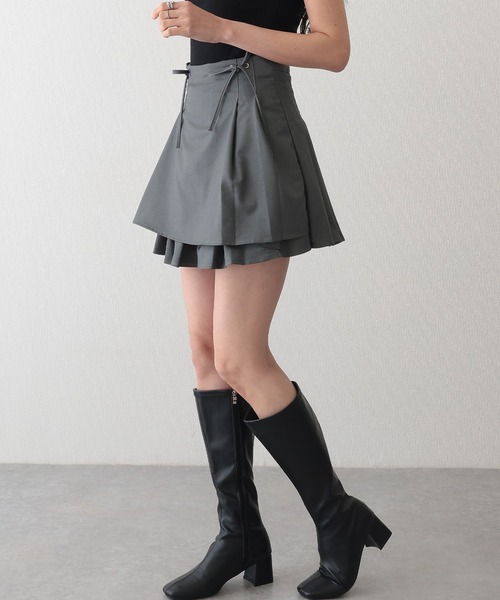 Lace Ladies(レースレディース)の「サイドリボン プリーツ デザイン フレア ミニ スカート(スカート・レディース・グレー・M/L/XL)」の4枚目の写真