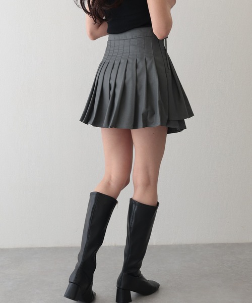 Lace Ladies(レースレディース)の「サイドリボン プリーツ デザイン フレア ミニ スカート(スカート・レディース・グレー・M/L/XL)」の6枚目の写真