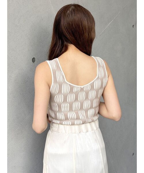 MURUA（ムルーア）の「ウェーブパターンニットタンク（タンクトップ・レディース・ブラック/アイボリー/ブルー/オレンジ・FREE）」の5枚目の写真