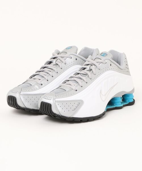 スニーカー Nike SS25 SHOX R4 (HQ1988 005) セール】SHOX R4 HQ1988-005（スニーカー）｜NIKE（ナイキ）の