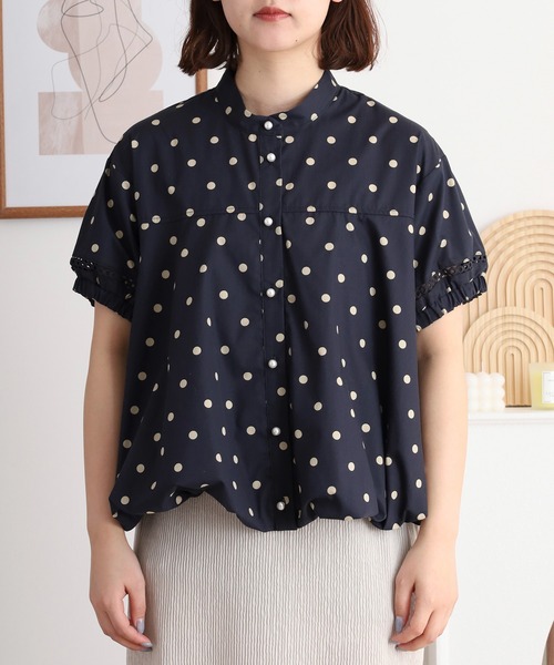 EGLANTINE(エグランティーヌ)の「EGLANTINE セットアップ対応 ドットバルーン半袖ブラウス パールボタン(シャツ/ブラウス・レディース・ブラック/ネイビー・40)」の13枚目の写真