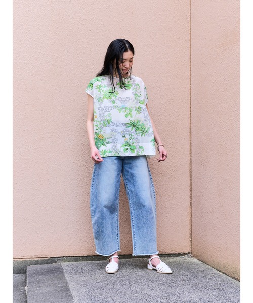 DOLLUPOOPS（ドールアップウップス）の「リーフプリントバックリボントップス（シャツ/ブラウス・レディース・チャコールグレー/オフホワイト/グリーン・38）」の4枚目の写真