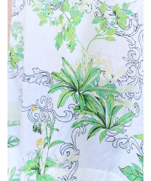 DOLLUPOOPS（ドールアップウップス）の「リーフプリントバックリボントップス（シャツ/ブラウス・レディース・チャコールグレー/オフホワイト/グリーン・38）」の21枚目の写真