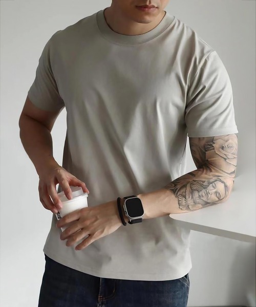 SBG(エスビー)の「SBG ベーシック クルーネックTシャツ(Tシャツ/カットソー・メンズ・ブラック/ライトブルー/ブラウン/ホワイト/ライトグレー/ダークグリーン・MEDIUM/LARGE/X-LARGE)」の4枚目の写真