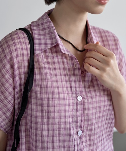 UNE MANSION(ユヌマンション)の「シアーシースルーロールアップビンテージチェックシャツ(シャツ/ブラウス・レディース・ホワイト/ピンク/ネイビー・FREE)」の11枚目の写真