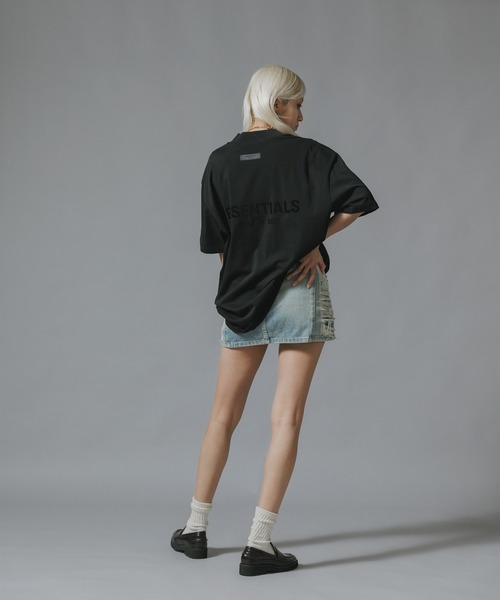FOG ESSENTIALS(エフオージーエッセンシャルズ)の「FOG ESSENTIALS/エッセンシャルズ 22SS BACK LOGO SS TEE Tシャツ(Tシャツ/カットソー・メンズ・ナチュラル/ブラック/オートミール・XL/L/M/S/XS)」の13枚目の写真