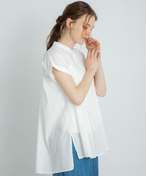 URBAN RESEARCH Sonny Label（アーバンリサーチサニーレーベル）の「エアリーコットンピンタックドレスシャツ（Tシャツ/カットソー・レディース・ブラック/オフホワイト/ブルー/ピンク・FREE）」の15枚目の写真