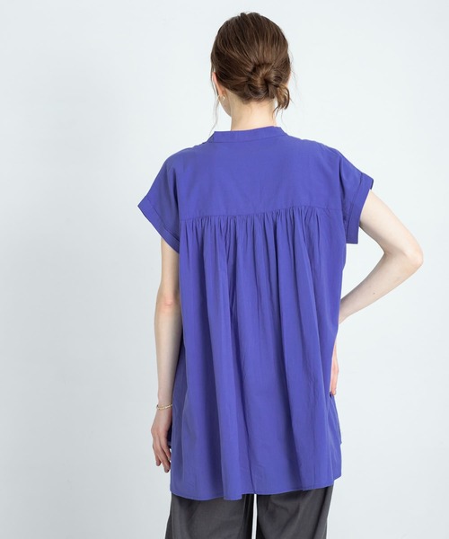 URBAN RESEARCH Sonny Label（アーバンリサーチサニーレーベル）の「エアリーコットンピンタックドレスシャツ（Tシャツ/カットソー・レディース・ブラック/オフホワイト/ブルー/ピンク・FREE）」の22枚目の写真