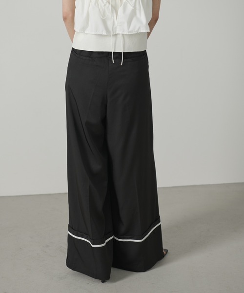 AIC.（エーアイシー）の「ターンバックパイピングワイドパンツ（その他パンツ・レディース・ブラック/チャコールグレー・FREE）」の9枚目の写真
