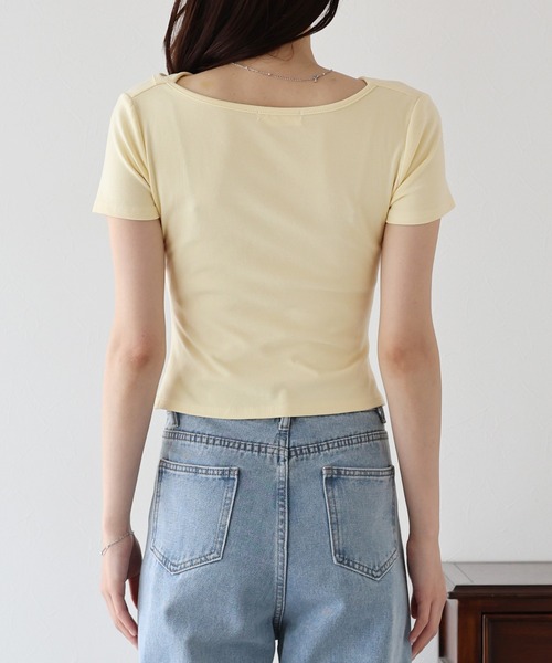 BLUEEAST(ブルーイースト)の「半袖ドレープネックTシャツ(Tシャツ/カットソー・レディース・ブラック/ホワイト/イエロー/ブルー・MEDIUM)」の5枚目の写真