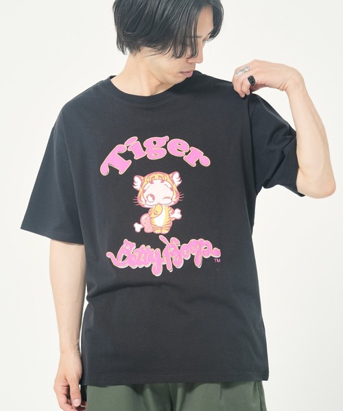 BETTY BOOP(ベティ・ブープ)の「BETTYトラバブTEE(M1)(Tシャツ/カットソー・メンズ・ブラック/パープル/イエロー/カーキ/ホワイト・X-LARGE/LARGE/MEDIUM)」の4枚目の写真