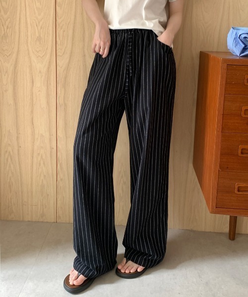 FREE STYLISTS(フリー スタイリスト)の「YUGA_YGMC Striped loose silhouette pants(その他パンツ・レディース・ブラック/ブルーグレー/ホワイト・M/L/S)」の3枚目の写真